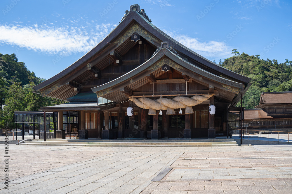 Fototapeta premium 島根県出雲市 出雲大社 拝殿