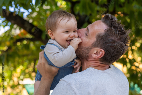 Papa und Tochter Bonding