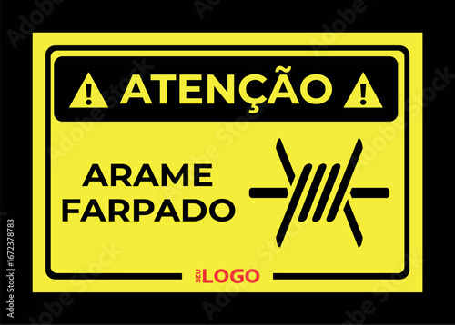 Placa informativa e de segurança