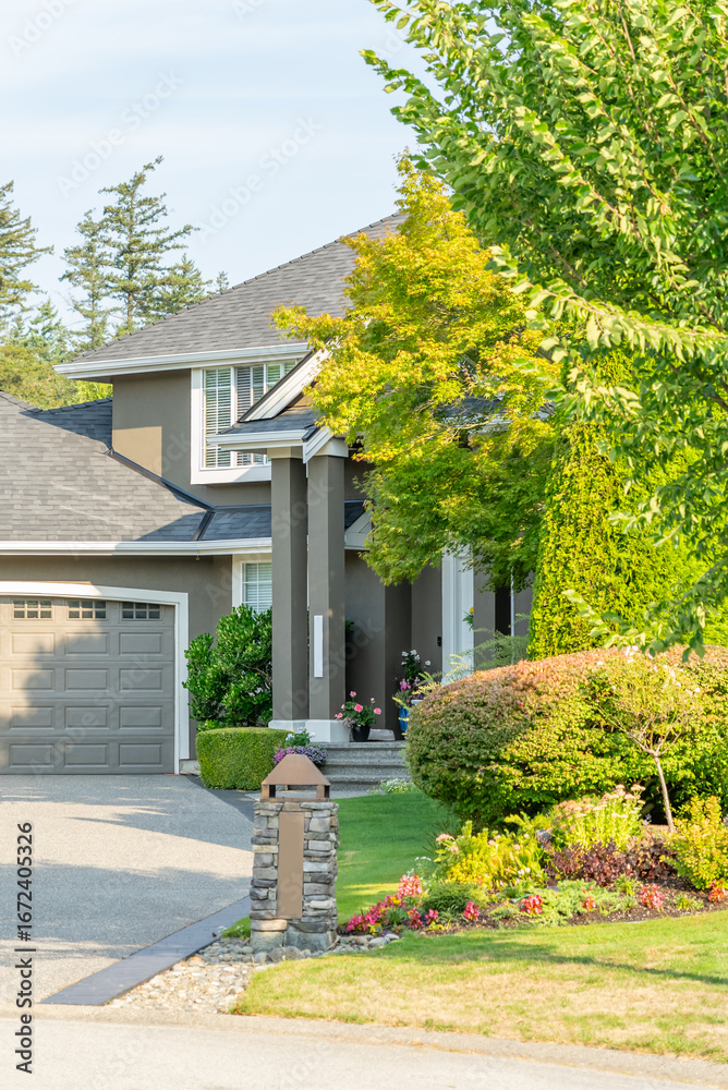 Fototapeta premium Entrance of luxury house in summer with nice landscape in Vancouver, Canada, North America. Day time on August 2025.