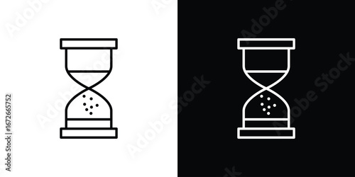 Hourglass icon Lineal Style Vector Illustration. Vector symbol pictogram