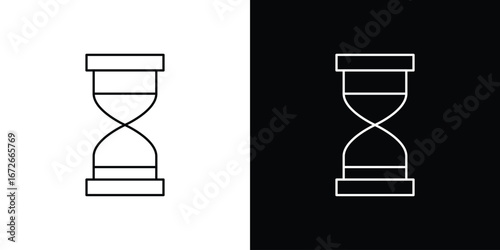 Hourglass end icon Lineal Style Vector Illustration. Vector symbol pictogram