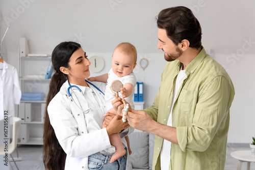 Father and pediatrician wit...