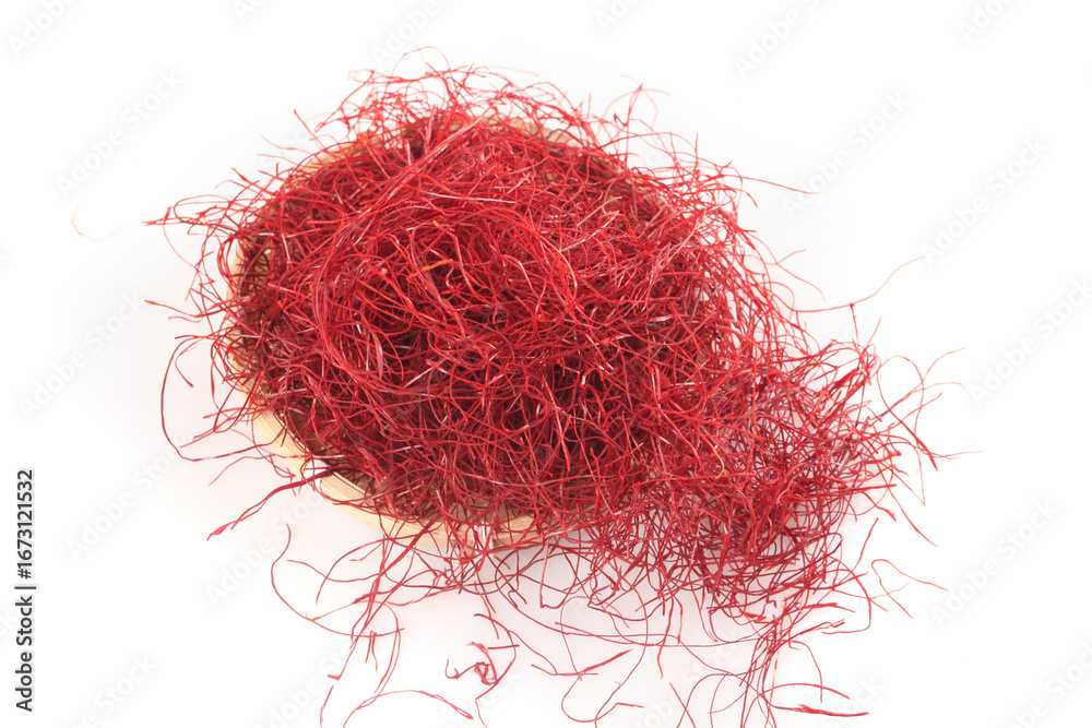 Naklejka premium Red Chili Pepper Threads and Dried Fine Shreds on White Background