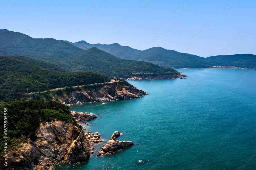 Fototapeta premium The coastal island scenery of Weihai, Shandong, China.