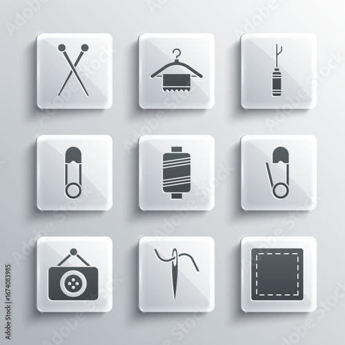 Set Needle for sewing with thread, Sewing Pattern, Safety pin, Tailor shop, Knitting needles and Awl tool icon. Vector
