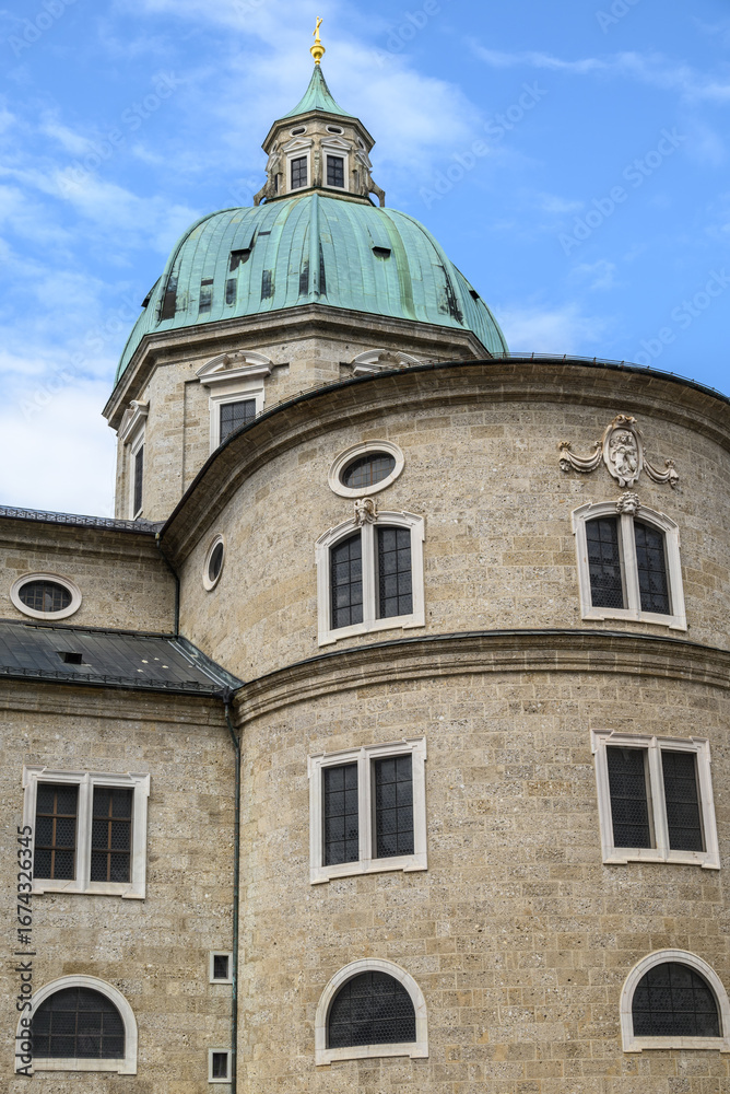 Obraz premium Salzburg Cathedral (Salzburger Dom) Roman Catholic Baroque cathedral of the Archdiocese of Salzburg in Salzburg, Austria