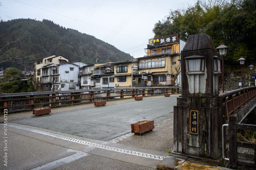 Fototapeta premium 郡上市の町並み
