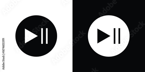 Play pause icon. filled flat sign for mobile concept and web