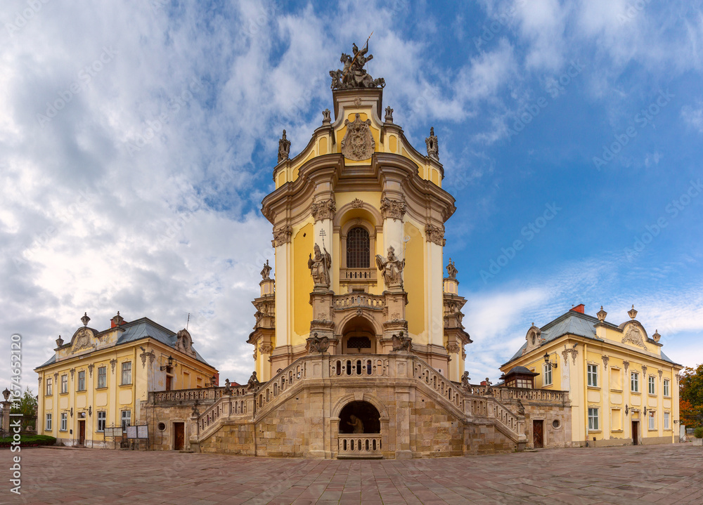 Obraz premium Baroque-style St George Cathedral in Lviv, Ukraine, with ornate facade and front staircase
