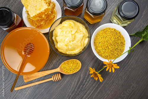 Exploring the natural benefits of honey and bee products for health and wellness