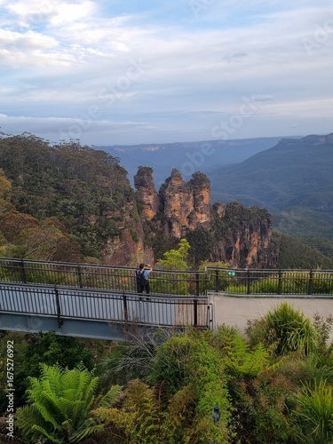 The Three Sisters Rock Formation, Blue Mountains, Australia