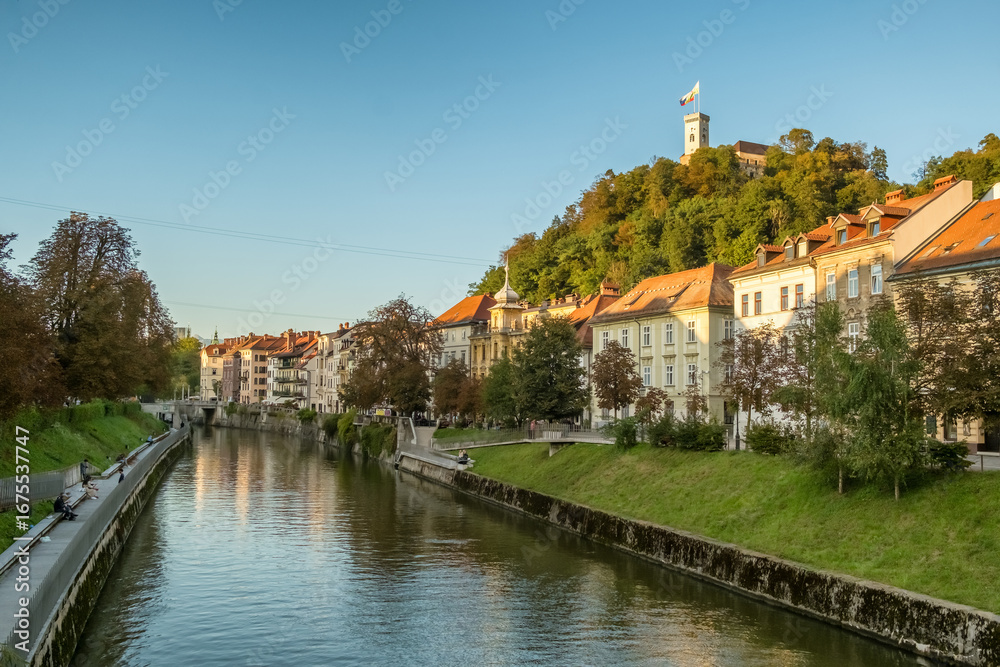 Obraz premium Old town of Ljubljana in autumn, Slovenia