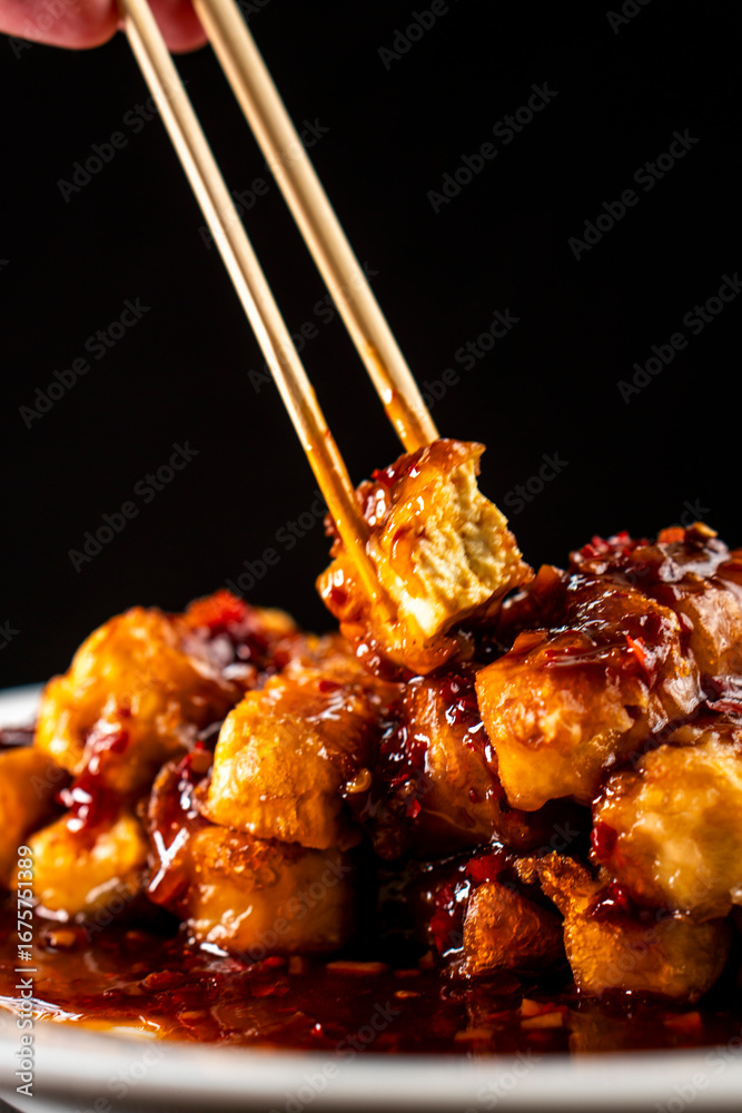 Φωτογραφία Fried Tofu in Chili Sauce. Asian Food. Chinese Cuisine