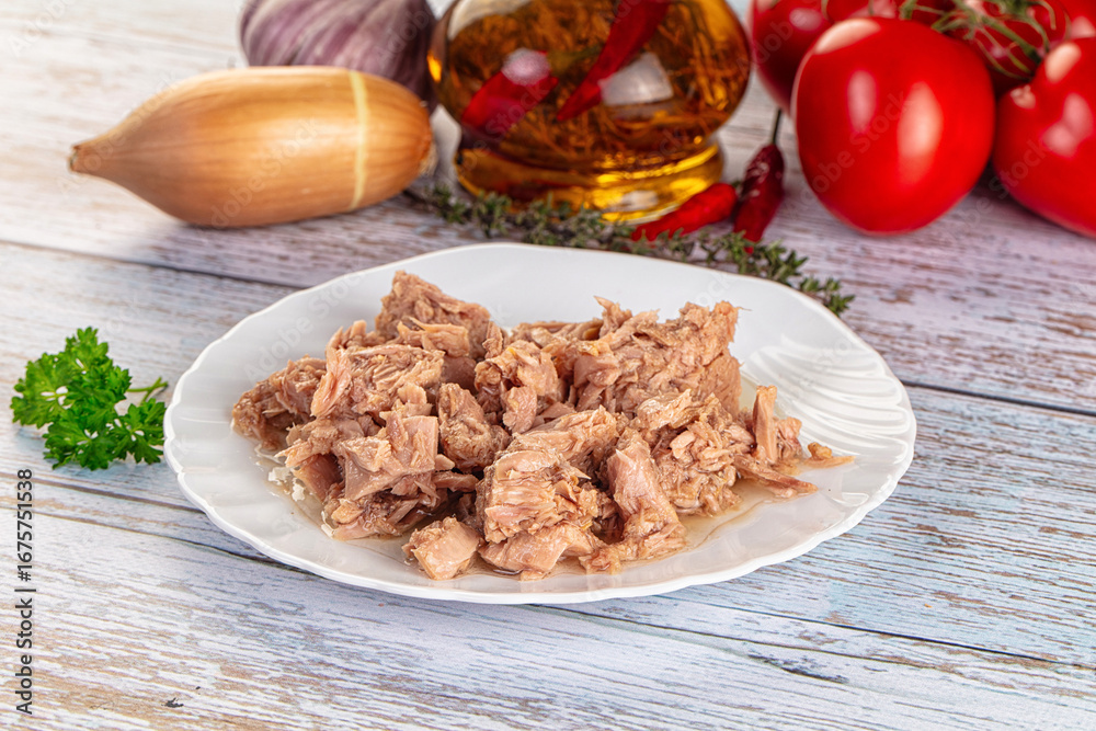 Fototapeta premium Canned tuna fish in olive oil