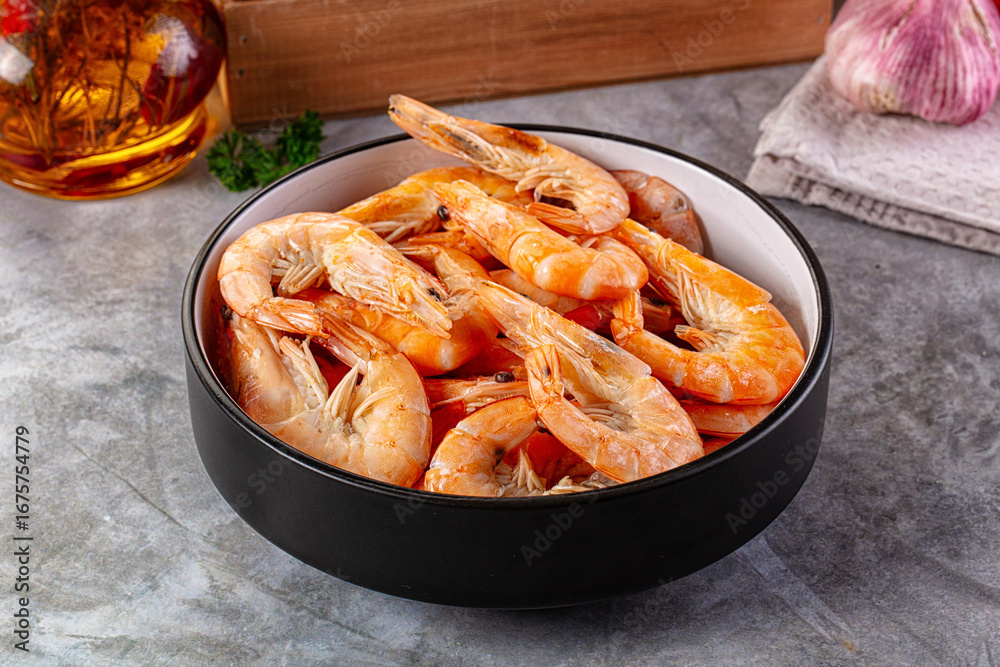 Boiled tiger prawns in the bowl Boiled tiger prawns in the bowl