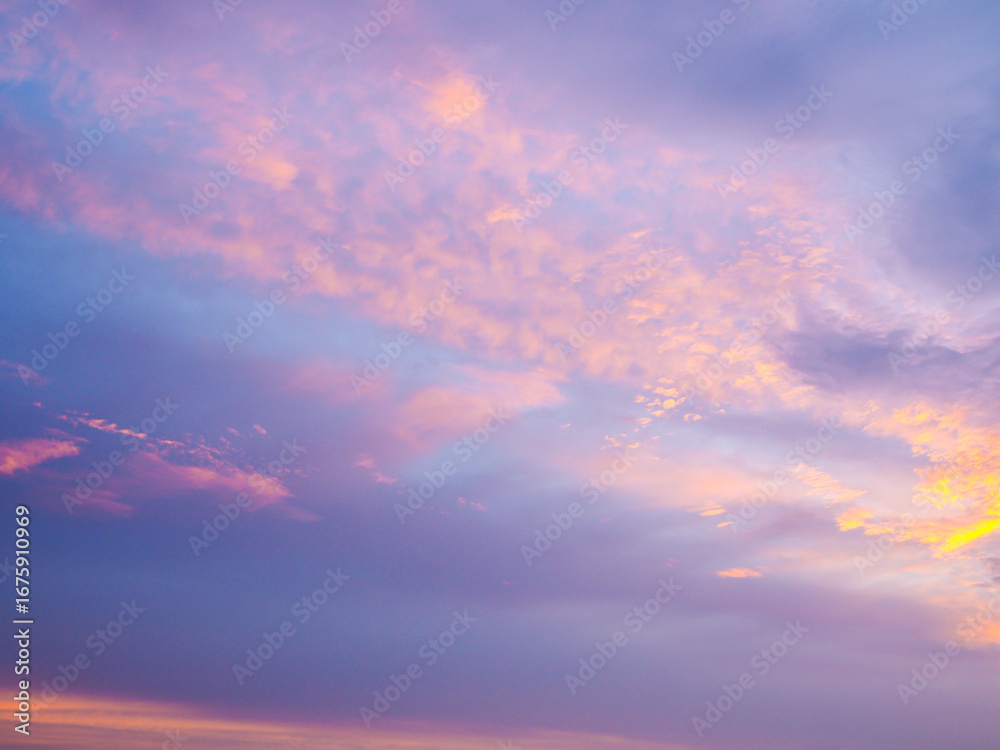 Obraz premium Dramatic sunset sky for nature background