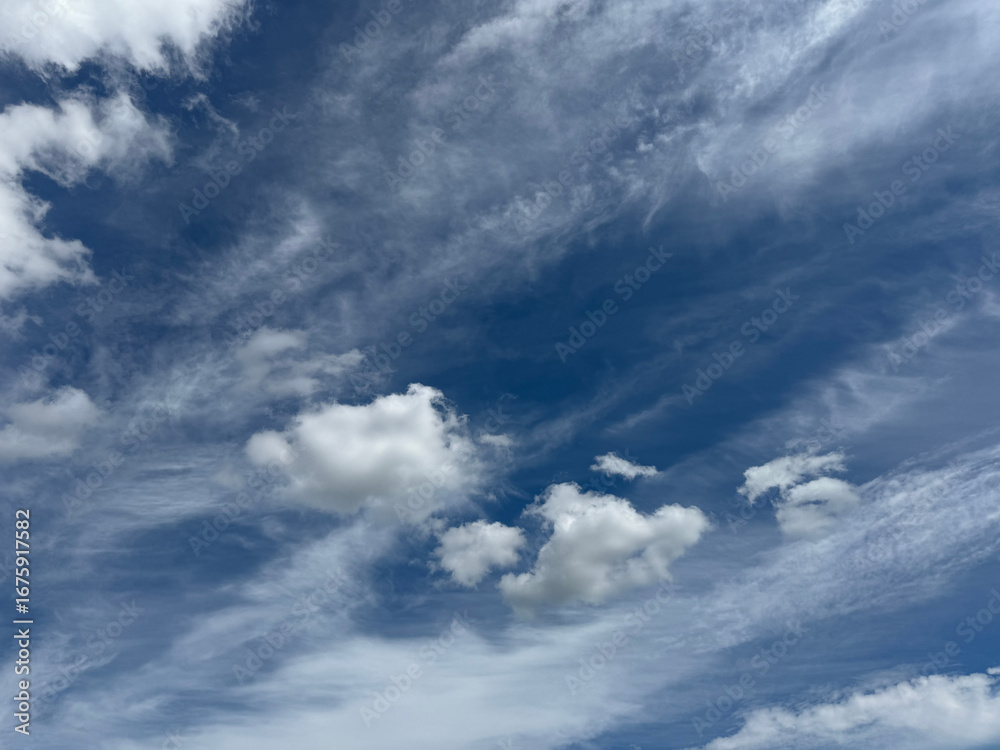 Fototapeta premium Awesome heavenly sky with beautiful clouds.
