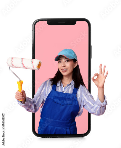 Female Asian painter with r...