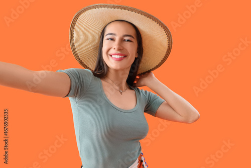 Stylish young woman in summ...