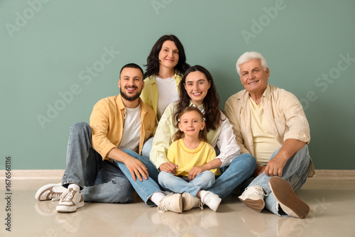 Portrait of big family sitt...