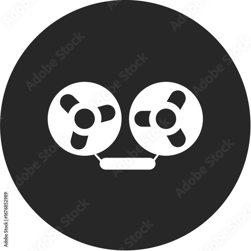 Retro reel to reel tape recorder icon