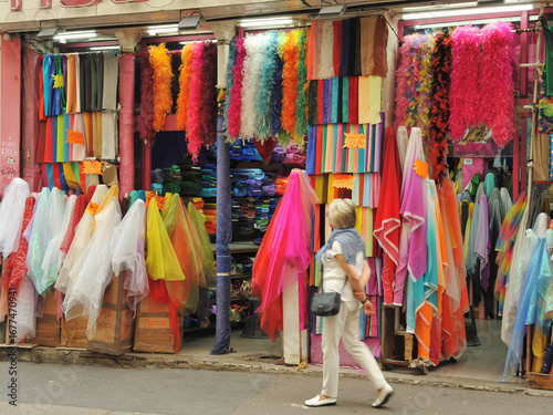 Stoffgeschäft in Paris Montmartre