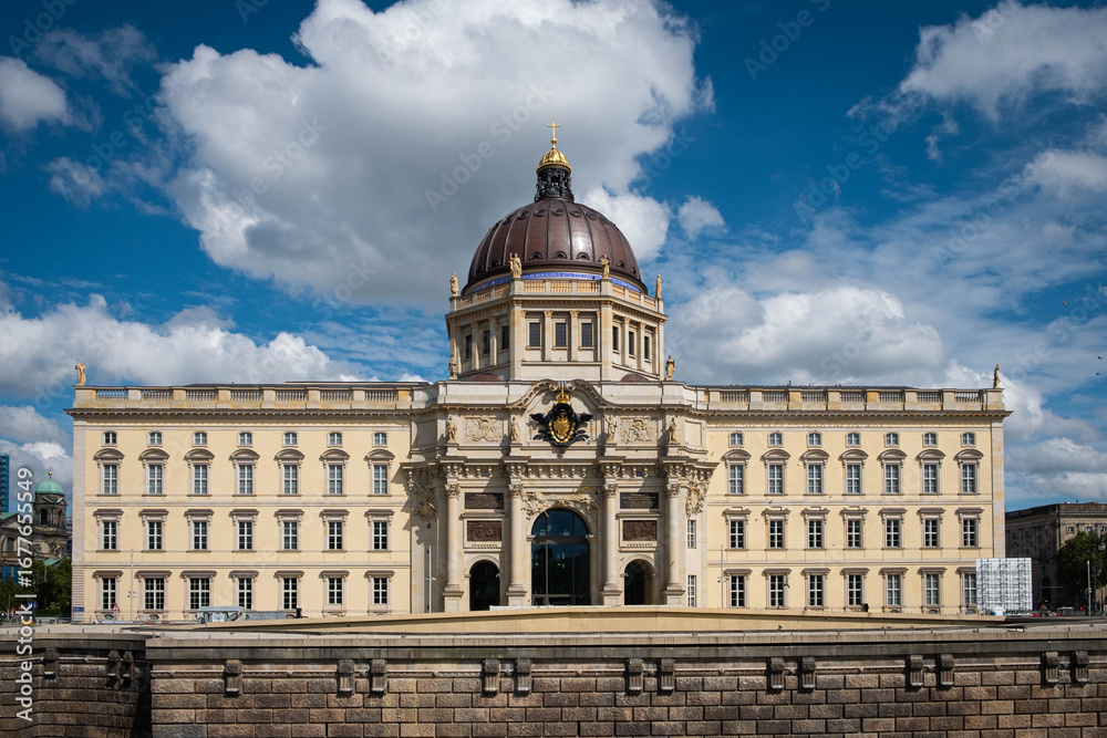 Fototapeta premium The Berliner Stadtschloss ( City Palace ), Humboldt Forum in Berlin, Germany.