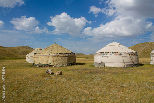 Φωτογραφία Nomadic yurt house in the mountains of Kazakhstan and Kyrgyzstan like in Mongolia