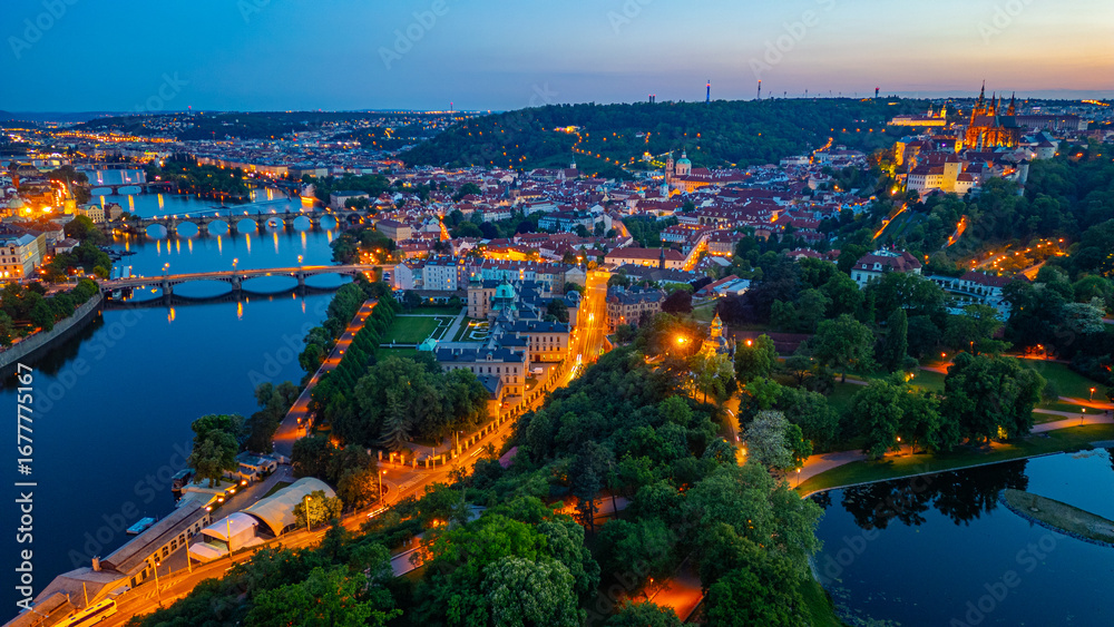 Fototapeta premium Sunset view of Prague castle from Letna, Czech republic