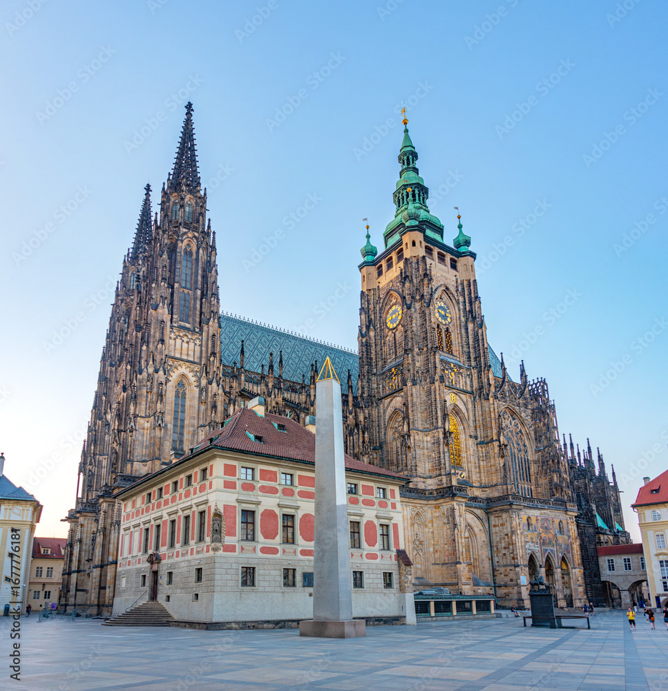 Fototapeta premium Saint Vitus cathedral at the Prague castle, Czech republic