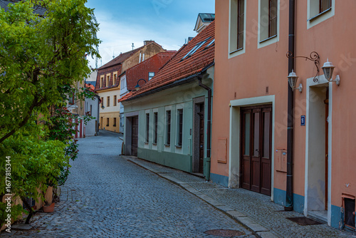 Konstfotografi Narrow street in the old town of Tabor, Czech republic