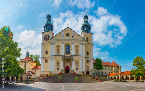 Tablou pe pânză Kalwaria Zebrzydowska monastery in Poland during a sunny day