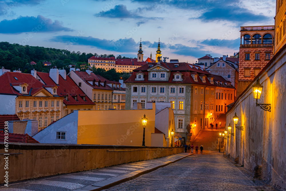 Obraz premium Sunset view of the Ke hradu staircase in Prague, Czech republic