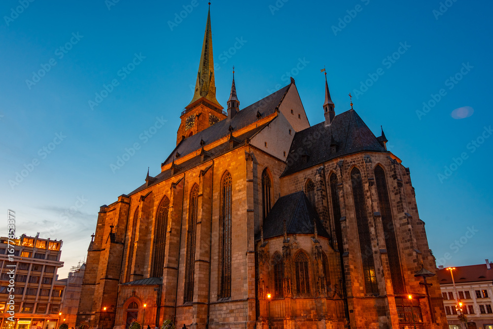 Fototapeta premium Sunset view of Cathedral of St. Bartholomew in Pilsen, Czech rep
