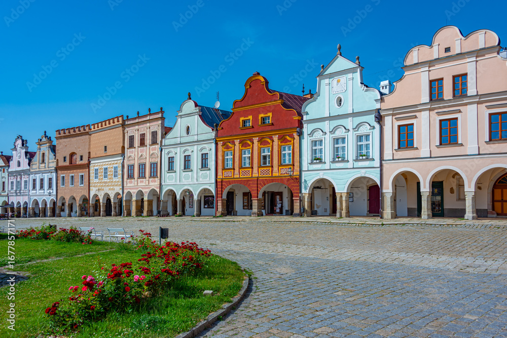 Obraz premium Colourful houses at historical square in Telc, Czech republic