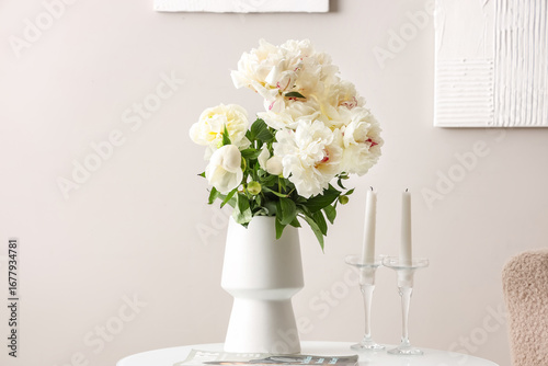 Elegant white peony bouquet...