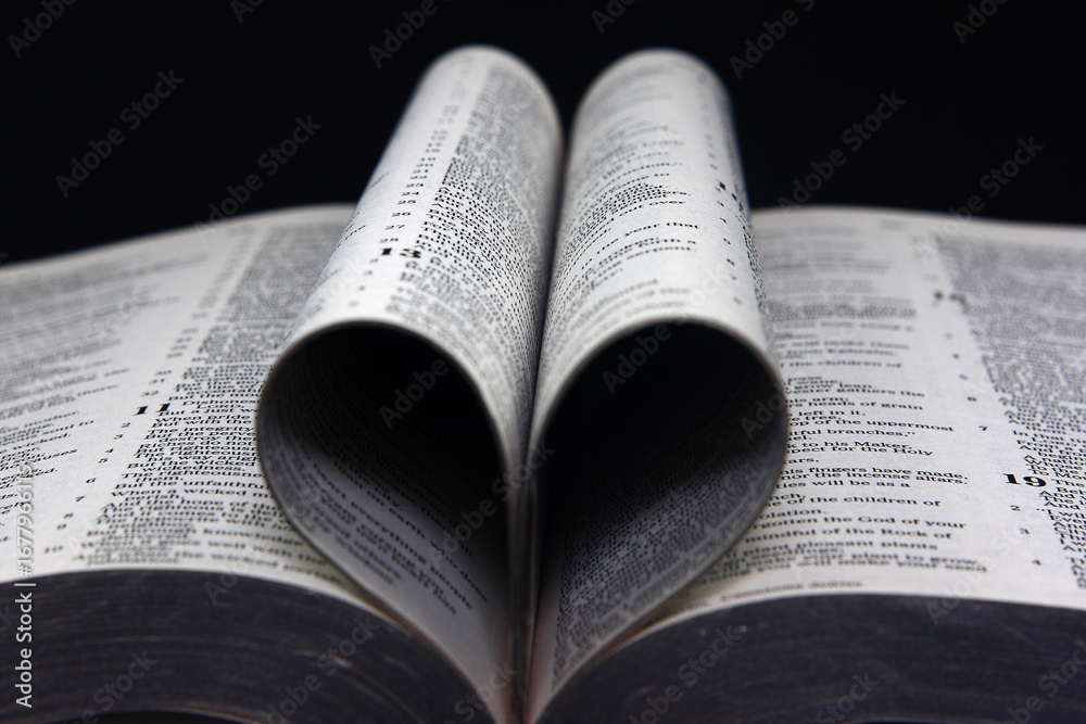 Fototapeta premium Bible Pages in Heart Shape