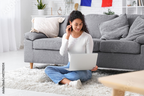 Beautiful young happy Afric...