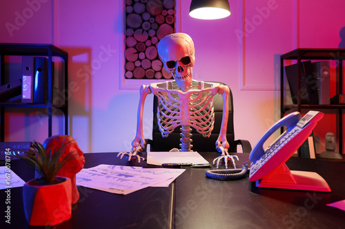 Human skeleton model sittin...