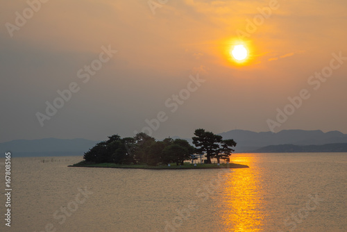 夕暮れの宍道湖