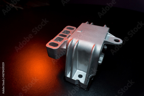 bracket oil cushion for front-wheel drive car engine right and left engine and gearbox suspension 