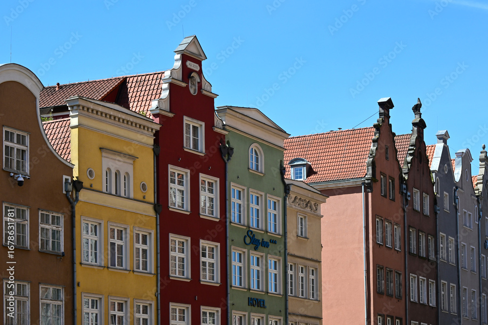 Obraz premium Colorful, historic, old tenement houses in Gdansk, Poland