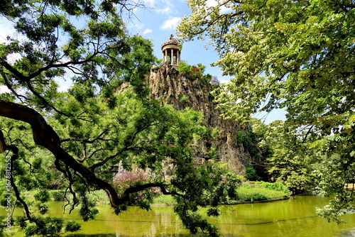 Le temple de la Sybille des Buttes Chaumont. Paris. France.