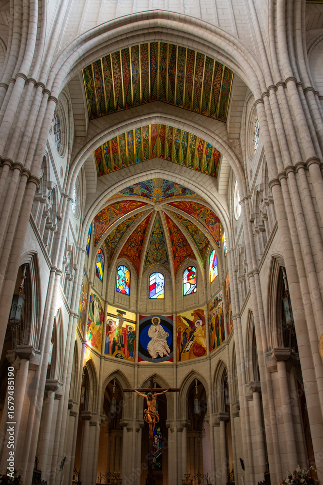 Fototapeta premium Almudena Catherdal, Madrid, Spain