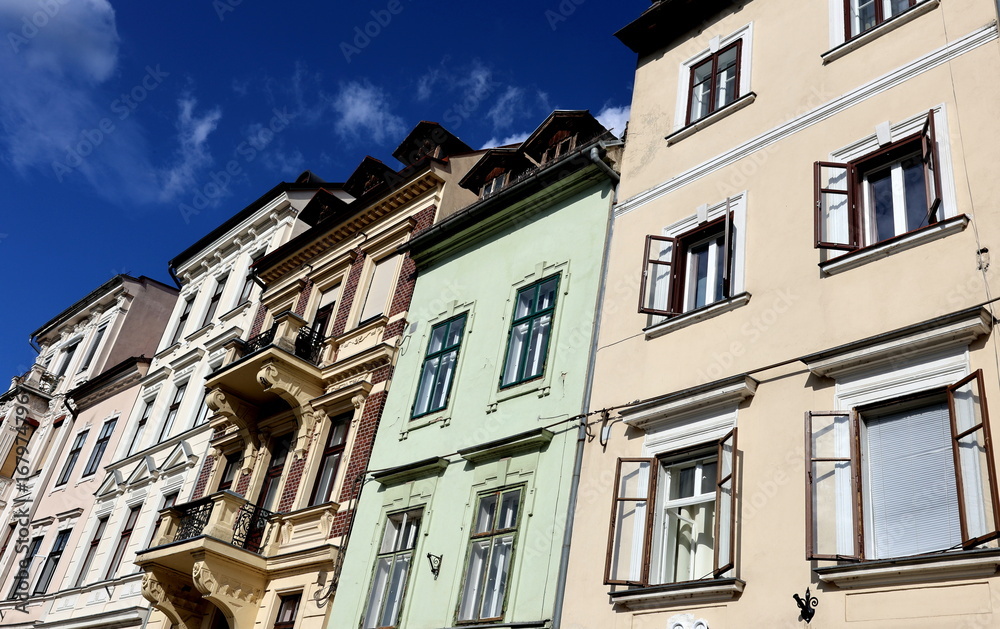 Fototapeta premium Malerische Altbaufassaden im Zentrum von Ljubljana