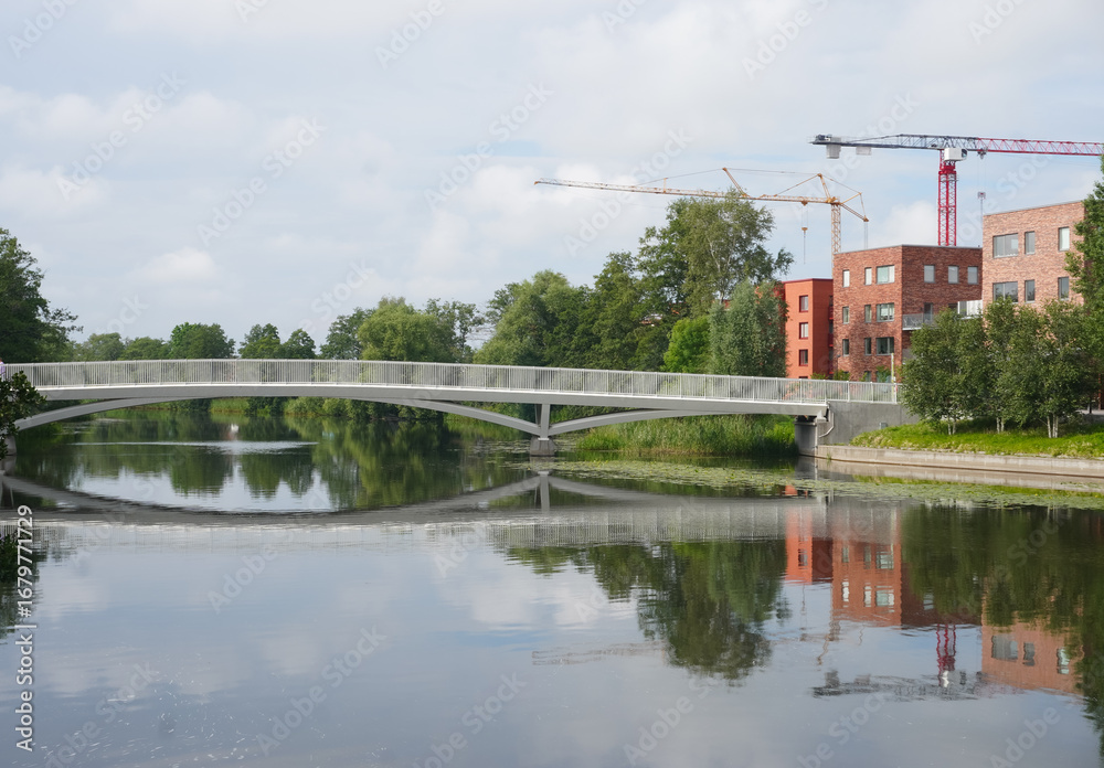 Fototapeta premium A bridge over a canal 