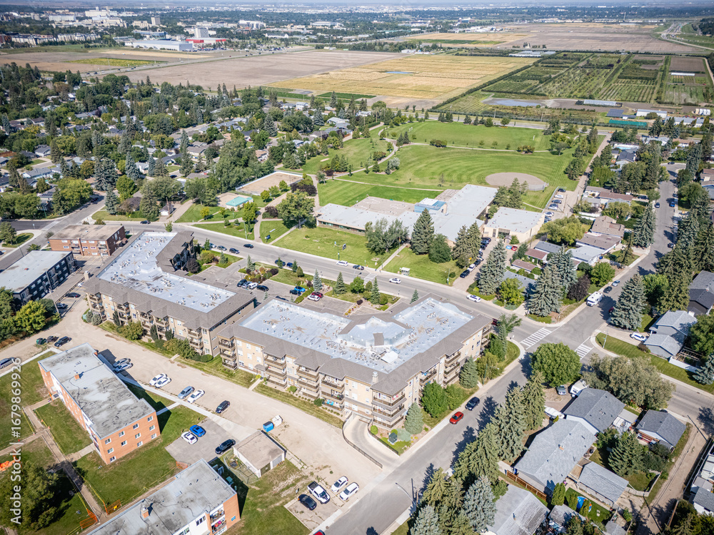 Obraz premium Aerial View of Greystone Heights Neighborhood in Saskatoon, Saskatchewan