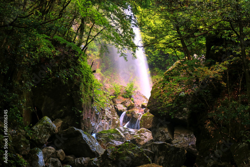 Obraz na płótnie 三重県大台町六十尋滝