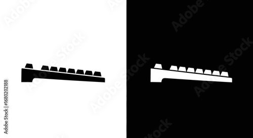 An outline style of a standard computer keyboard, a clean and minimalist icon for IT, software, and office technology themes.